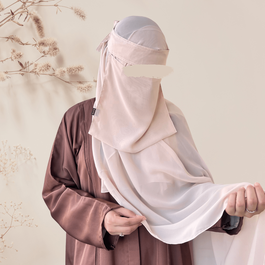 Saudi Niqab Set in Beige