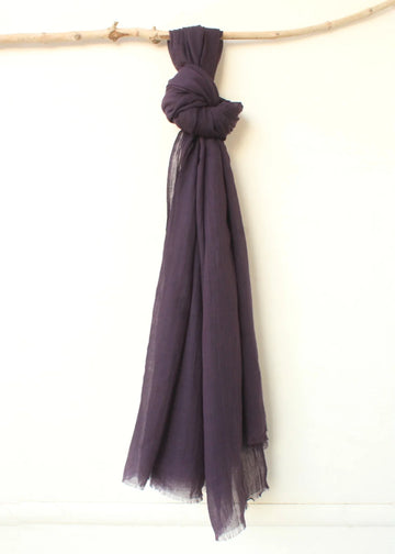 Feather Lawn Hijab Eggplant