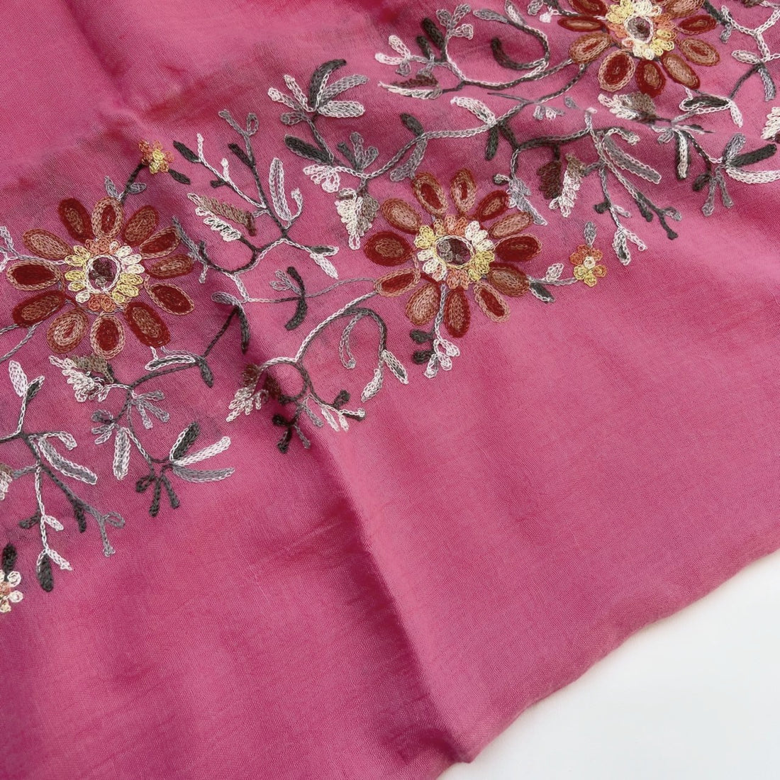 Floral Embroidery Hijab Pink