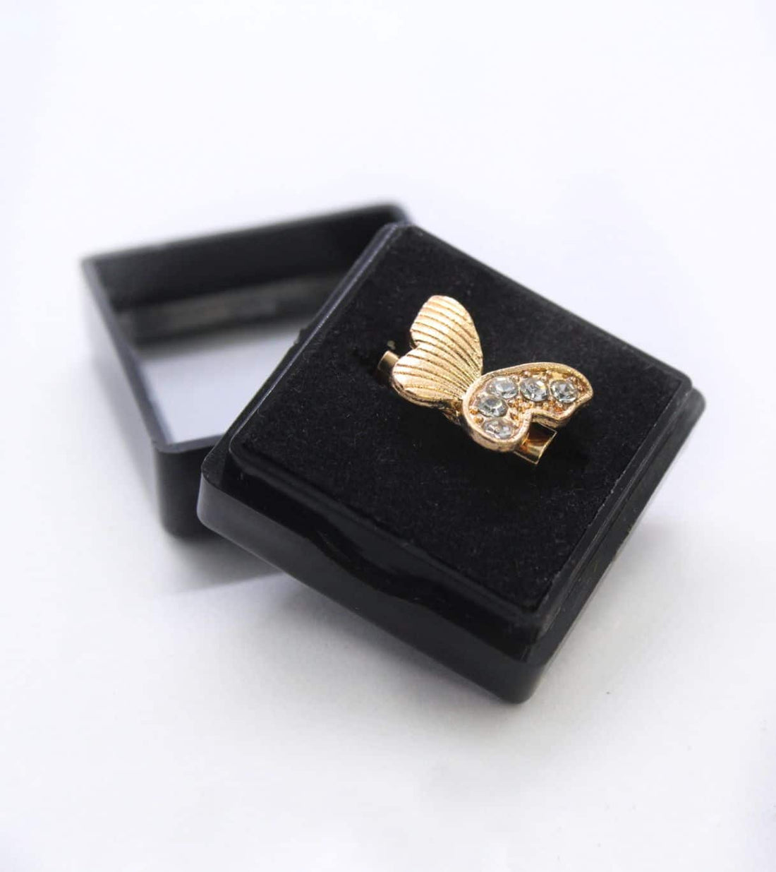 Mini Butterfly Brooch Golden