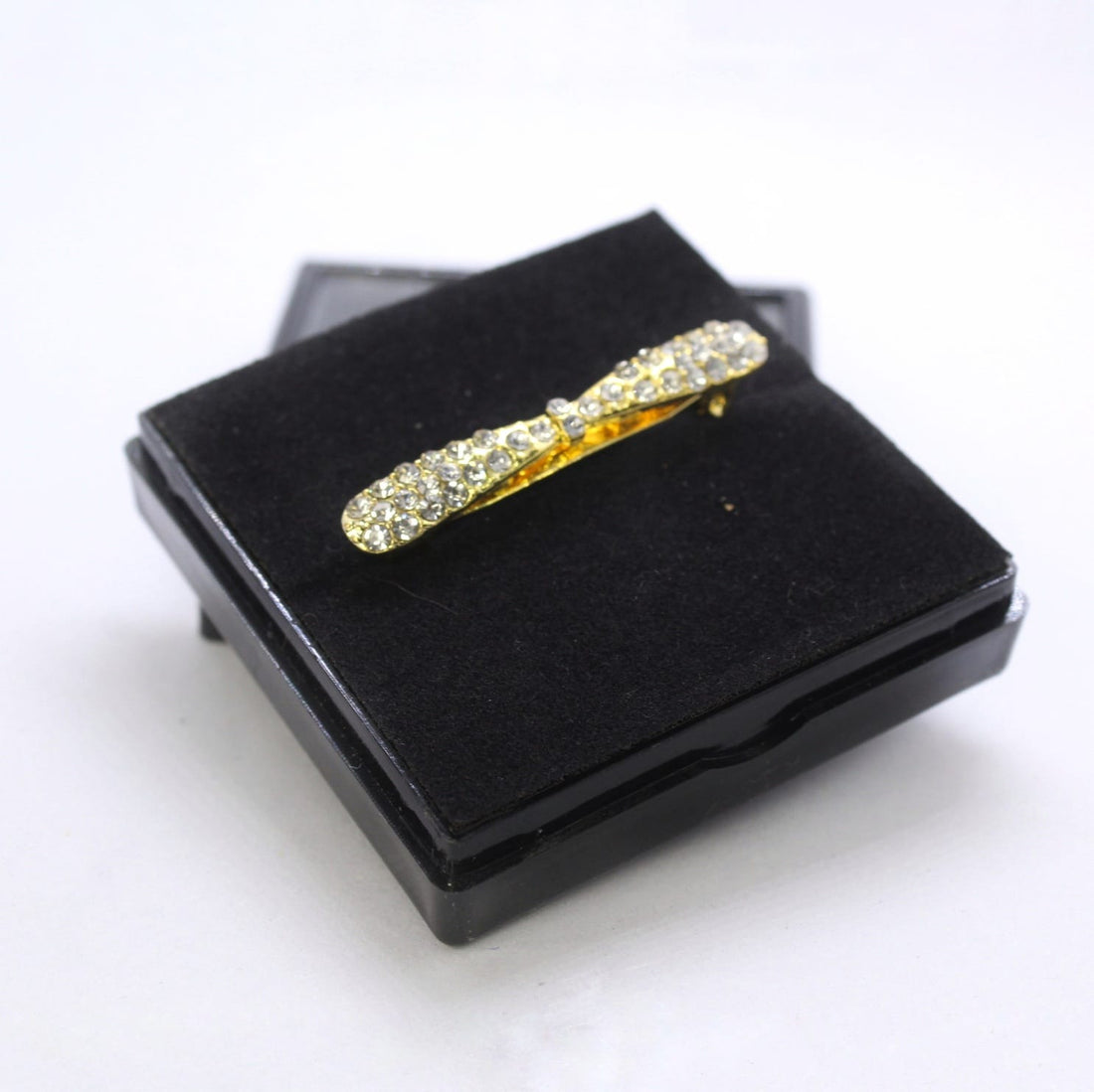 Bow Brooch Golden