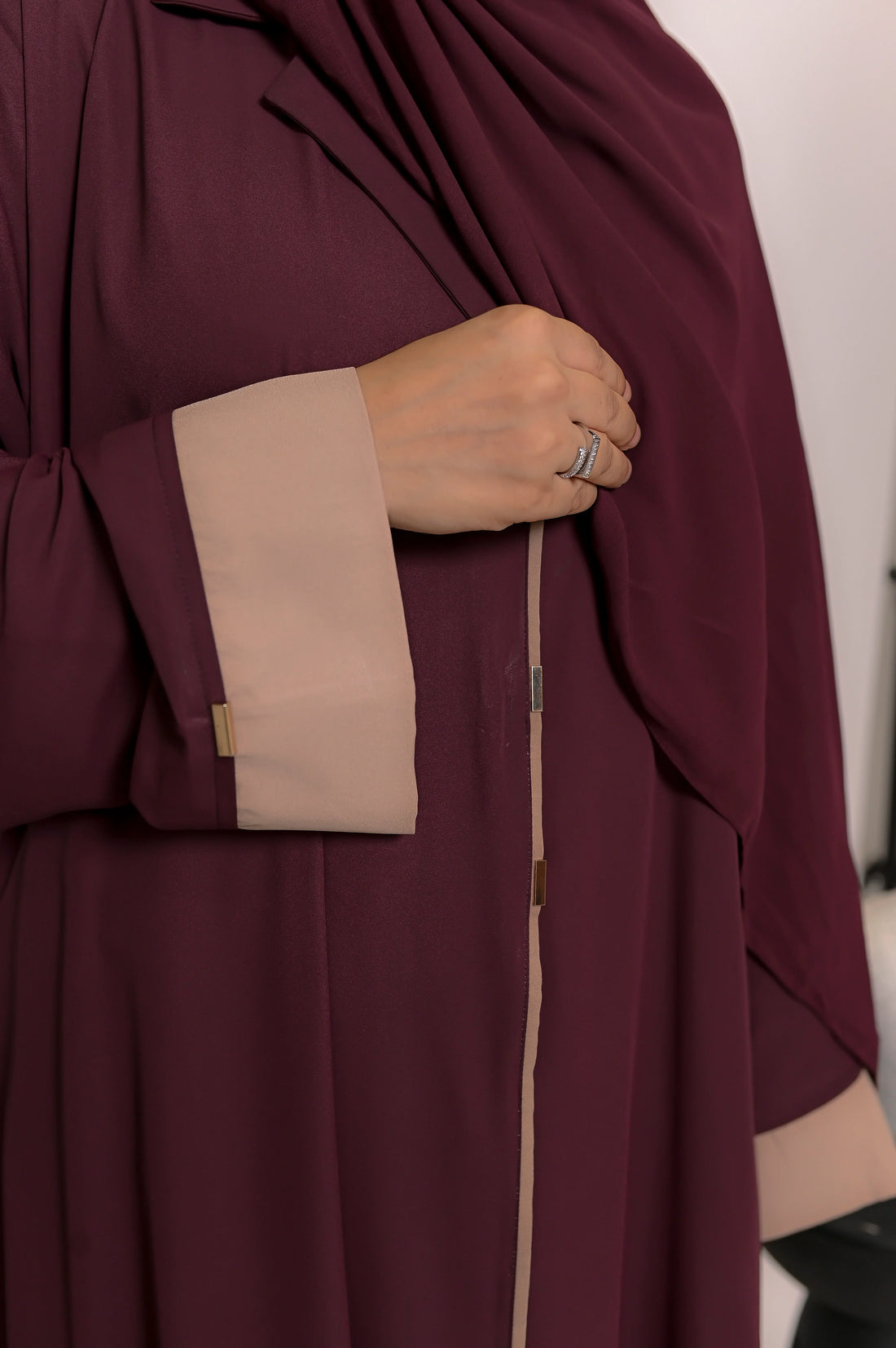 Mahogany Dream Abaya