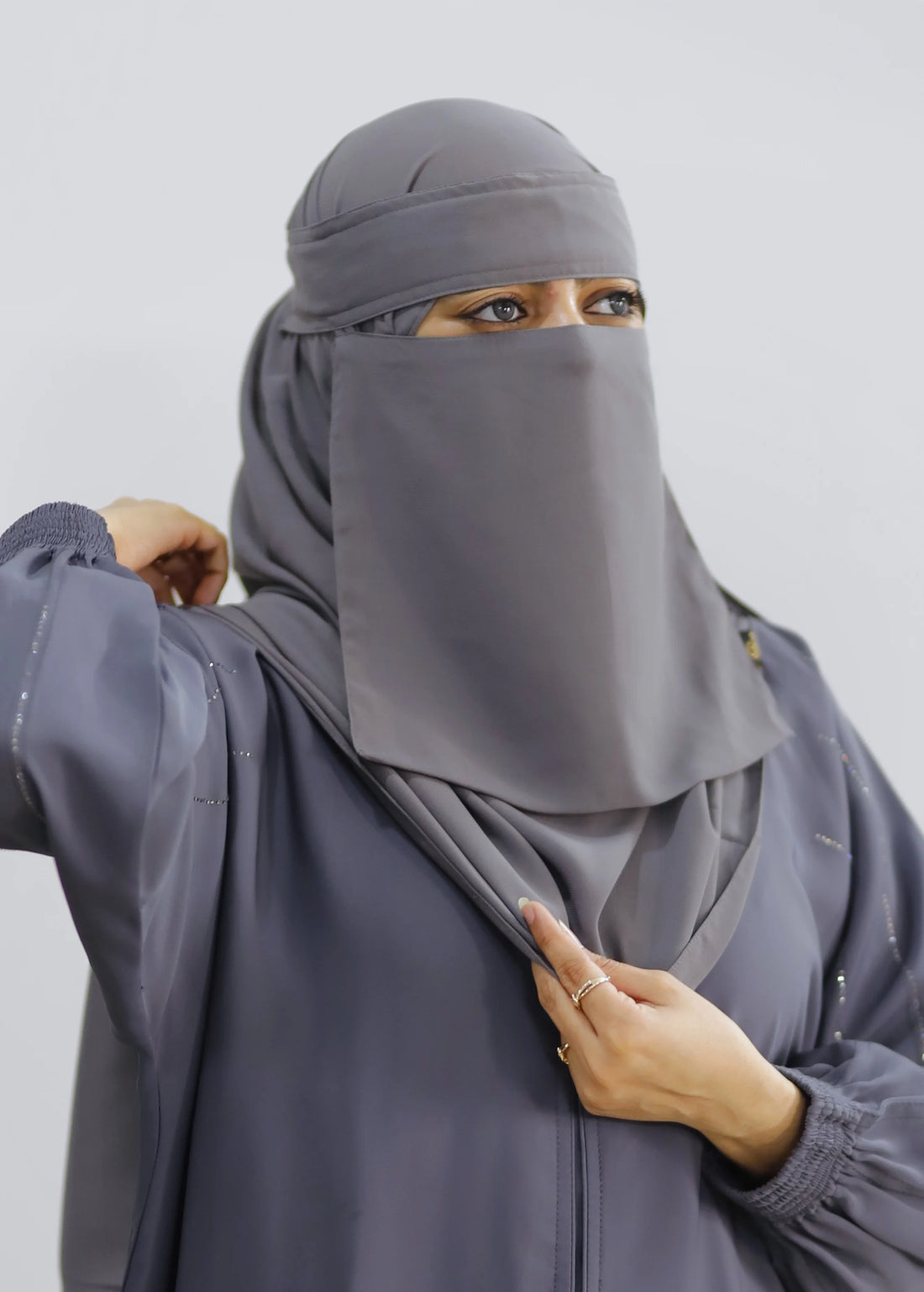 Saudi Niqab Set Grey
