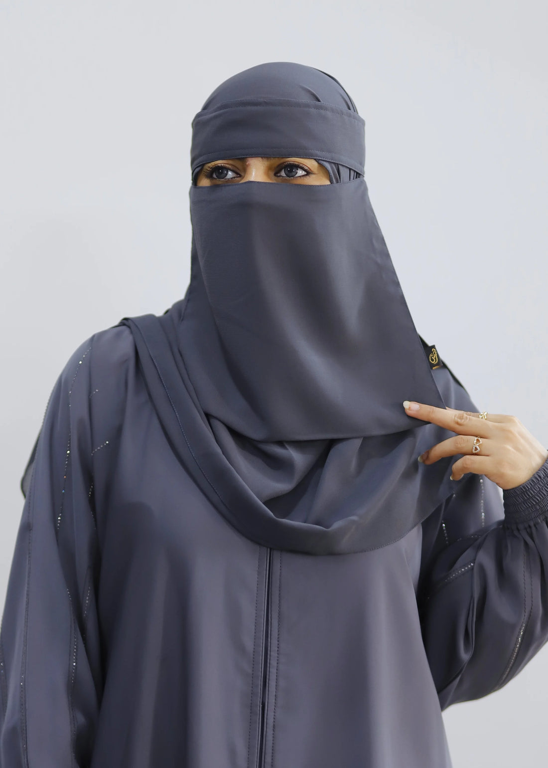 Saudi Niqab Set Charcoal