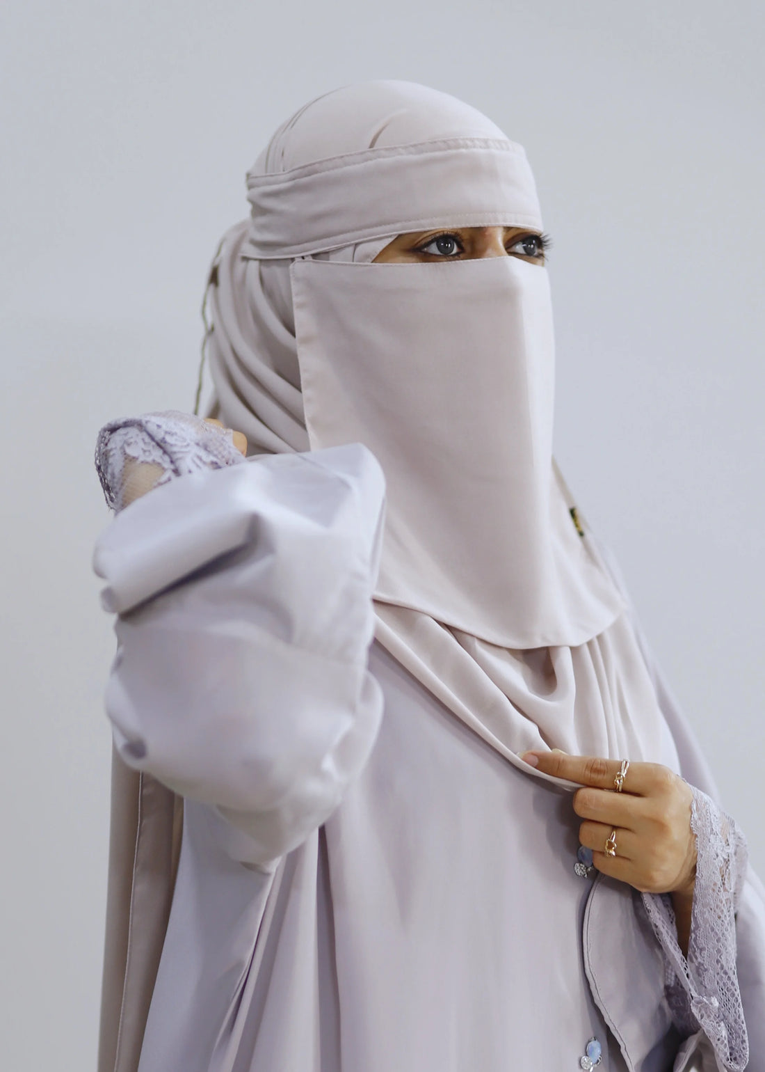 Saudi Niqab Set Cool Beige
