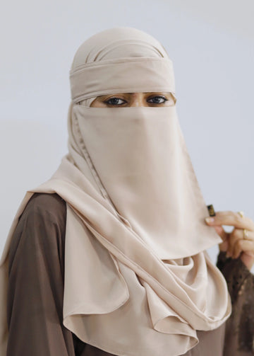 Saudi Niqab Set Light Beige