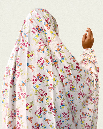 Knee Length Namaz Chadar (Lawn)