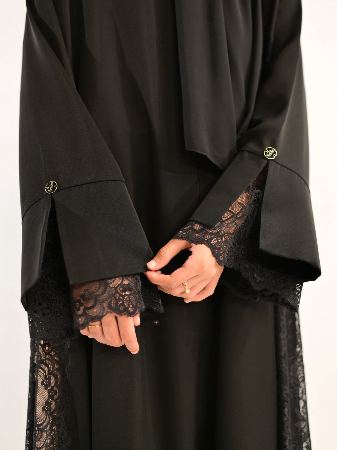 Allure Chantilly Abaya