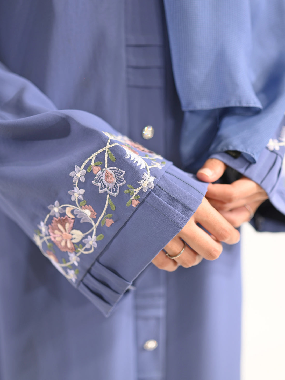 Zafira Abaya