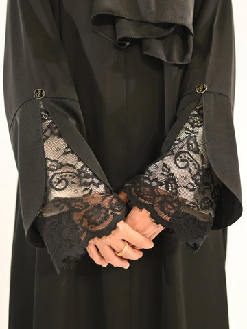 Noir Lace Abaya