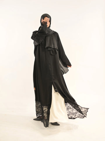 Noir Lace Abaya