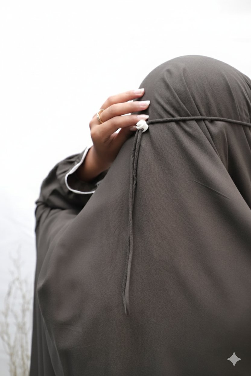 Zenia Namaz Chadar Smoke