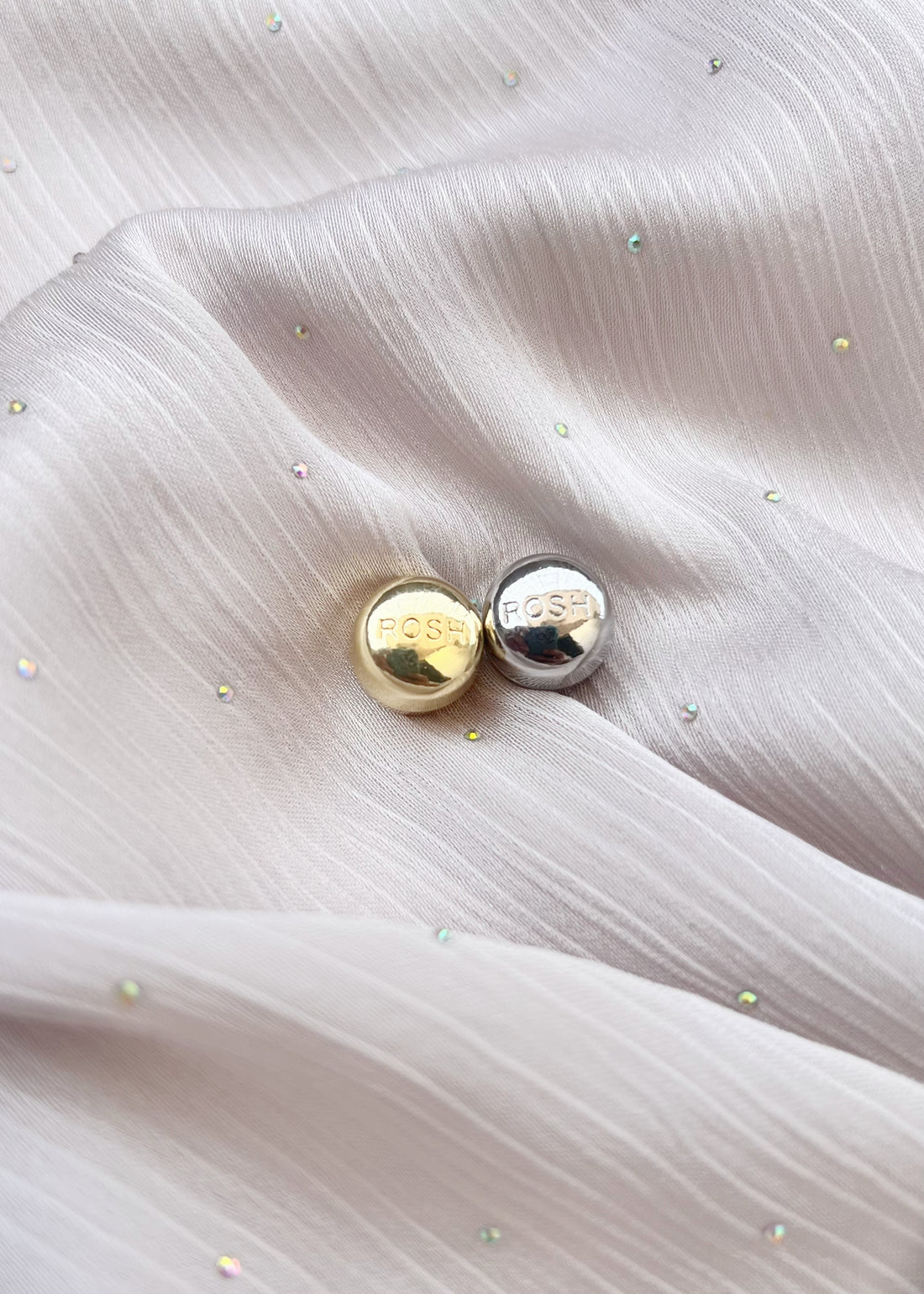 Signature Hijab Magnets Gold & Silver