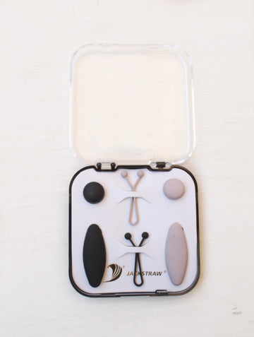 Essential Pin Kit Black n Nude
