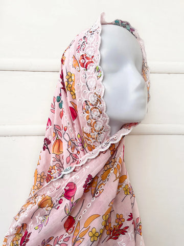 Rida Embroidery Chadar